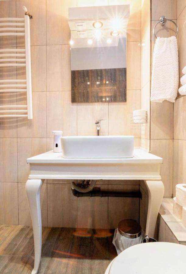 Modern & Stylish Apartment Excellent Location Superhost Constanţa Buitenkant foto